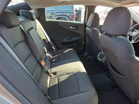 Used 2024 Chevrolet Malibu LT image 15