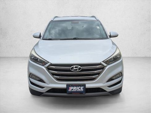 Used 2016 Hyundai Tucson Limited AWD/4WD image 2