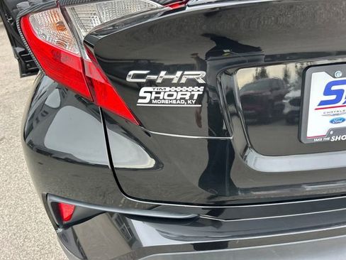 Used 2021 Toyota C-HR XLE image 43