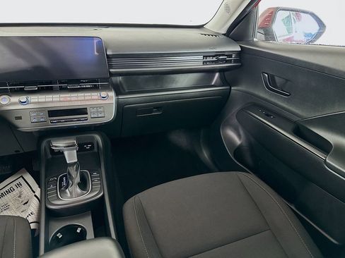 Used 2024 Hyundai Kona SEL image 30