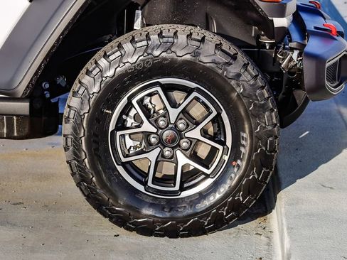 New 2026 Jeep Wrangler Unlimited Rubicon image 10