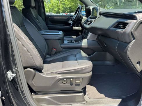 Used 2024 Chevrolet Tahoe RST w/ Luxury Package AWD/4WD image 15