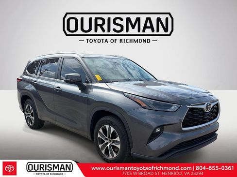 Used 2023 Toyota Highlander XLE FWD image 1