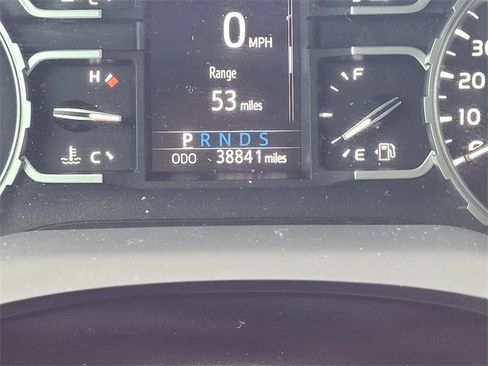 Used 2018 Toyota Tundra SR5 w/ SR5 Upgrade Package image 22