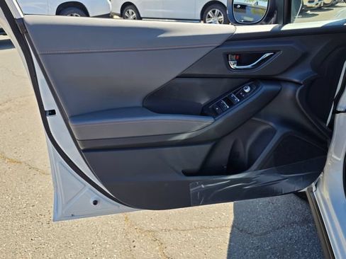 New 2026 Subaru Crosstrek 2.5i Limited w/ Crosstrek Mirror Package AWD/4WD image 16