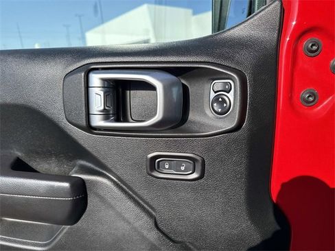 Used 2020 Jeep Gladiator Sport w/ Quick Order Package 24S image 9