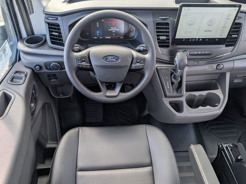 New 2026 Ford Transit 250 148 Medium Roof RWD image 7