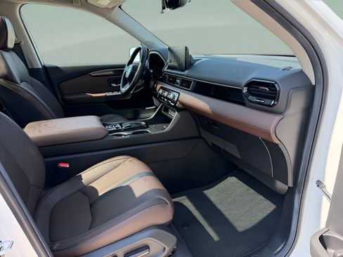 Used 2024 Honda Pilot Elite image 29