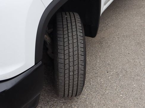 Used 2020 Chevrolet Silverado 2500 W/T image 36