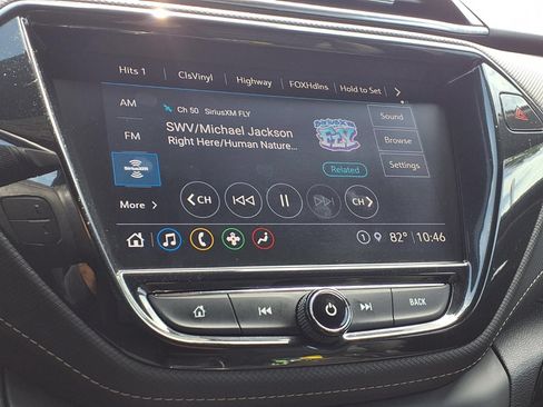 Used 2023 Chevrolet TrailBlazer ACTIV w/ Sun and Liftgate Package FWD image 5