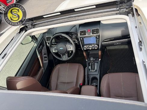Used 2017 Subaru Forester 2.5i Touring image 28