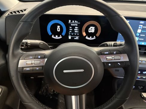 Used 2025 Hyundai Kona SEL image 19