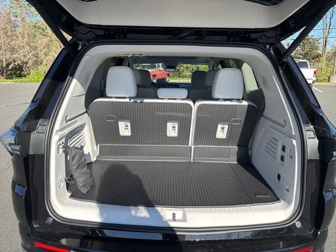 New 2026 Buick Enclave Avenir w/ Super Cruise Package AWD/4WD image 63