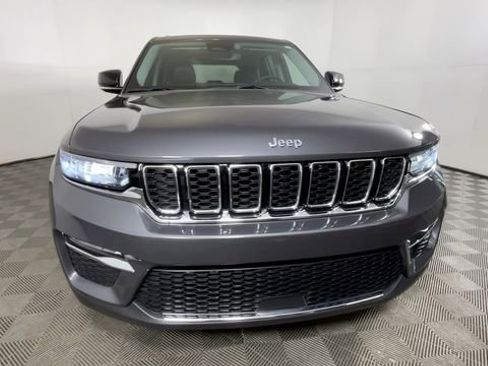 Used 2023 Jeep Grand Cherokee 4WD 4xe image 11