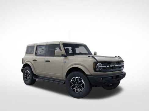 New 2026 Ford Bronco Outer Banks AWD/4WD image 8