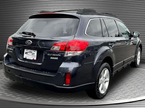 Used 2013 Subaru Outback 2.5i Premium w/ All-Weather Pkg AWD/4WD image 6