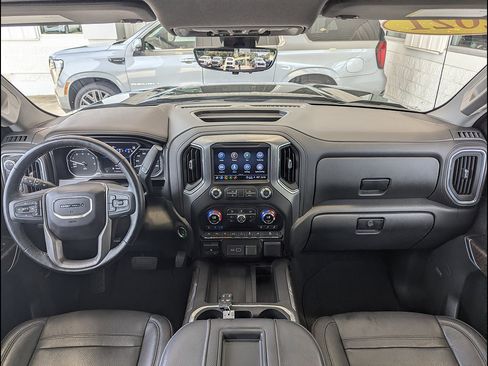Used 2021 GMC Sierra 1500 Denali w/ Technology Package AWD/4WD image 23
