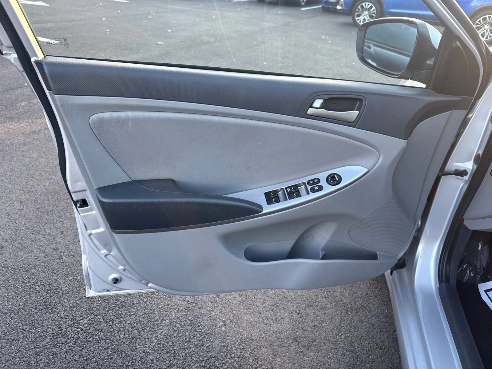 Used 2017 Hyundai Accent Value Edition FWD image 19