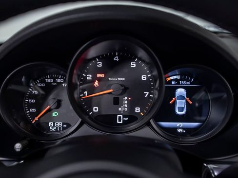 Used 2022 Porsche 718 Cayman RWD image 21