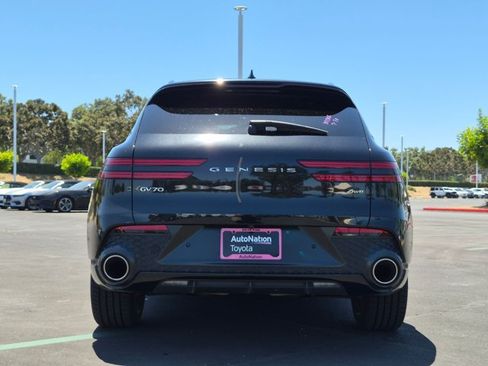 Used 2022 Genesis GV70 2.5T w/ Sport Prestige Package AWD/4WD image 7