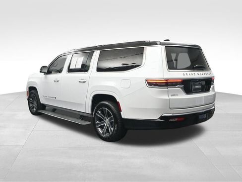 Used 2024 Jeep Grand Wagoneer L 4WD image 4