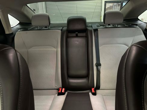 Used 2019 Ford Fusion SE w/ Equipment Group 151A image 40