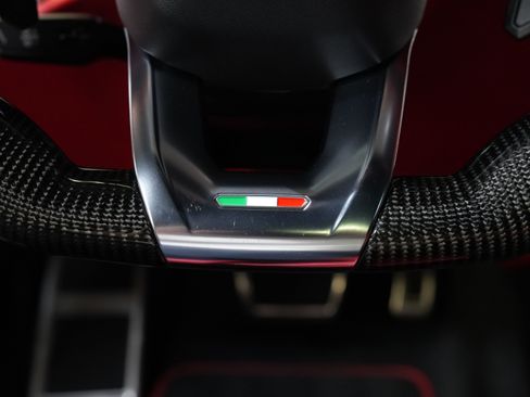 Used 2019 Lamborghini Urus AWD/4WD image 47