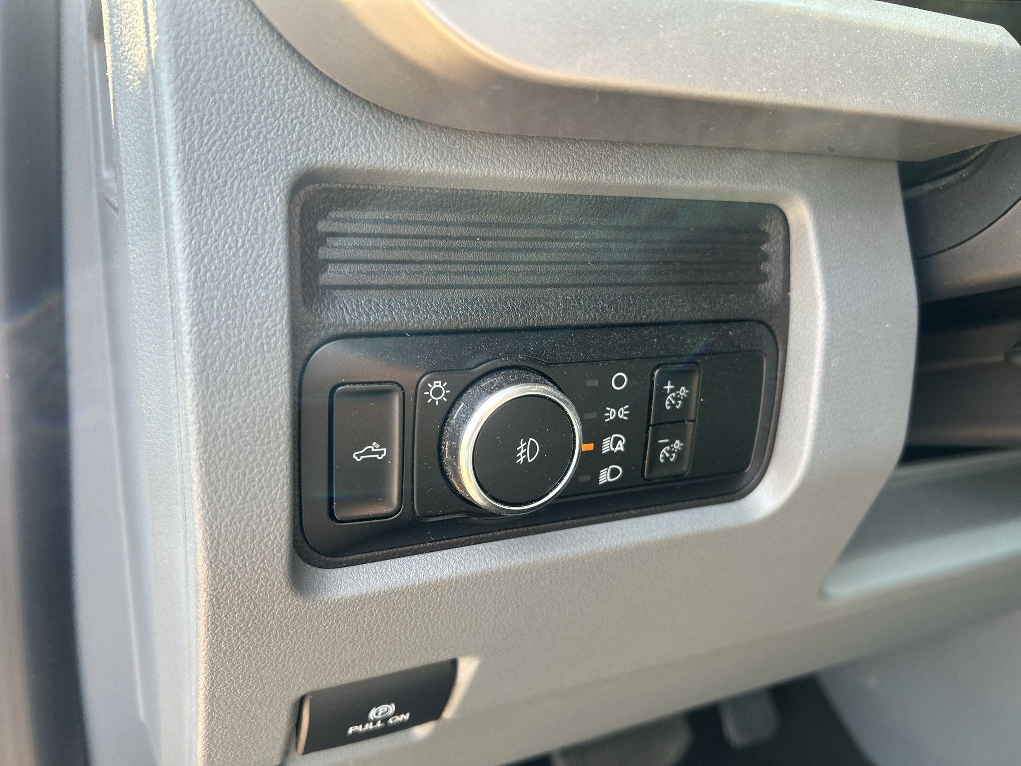 Used 2024 Ford F250 XLT AWD/4WD image 22