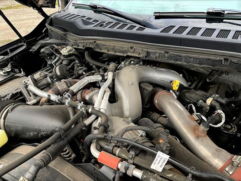 Used 2023 Ford F350 Lariat w/ Lariat Ultimate Package AWD/4WD image 32