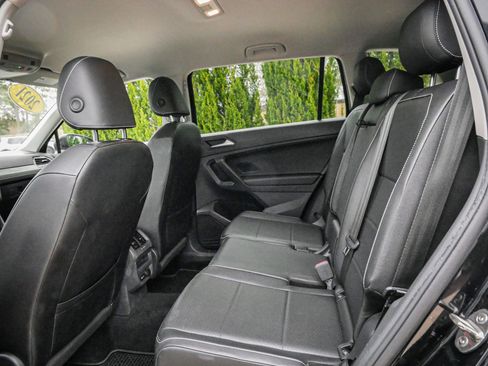 Used 2021 Volkswagen Tiguan S image 29