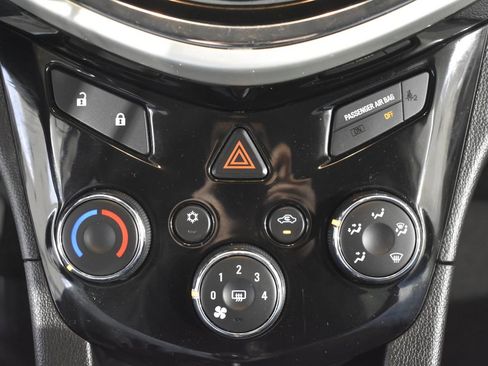 Used 2018 Chevrolet Sonic LT w/ RS Package FWD image 20