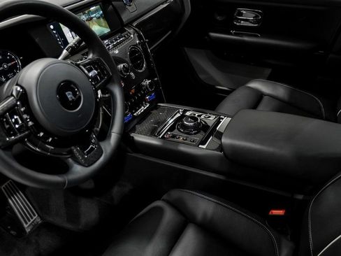 Used 2023 Rolls-Royce Cullinan Black Badge w/ Driver's Package AWD/4WD image 22