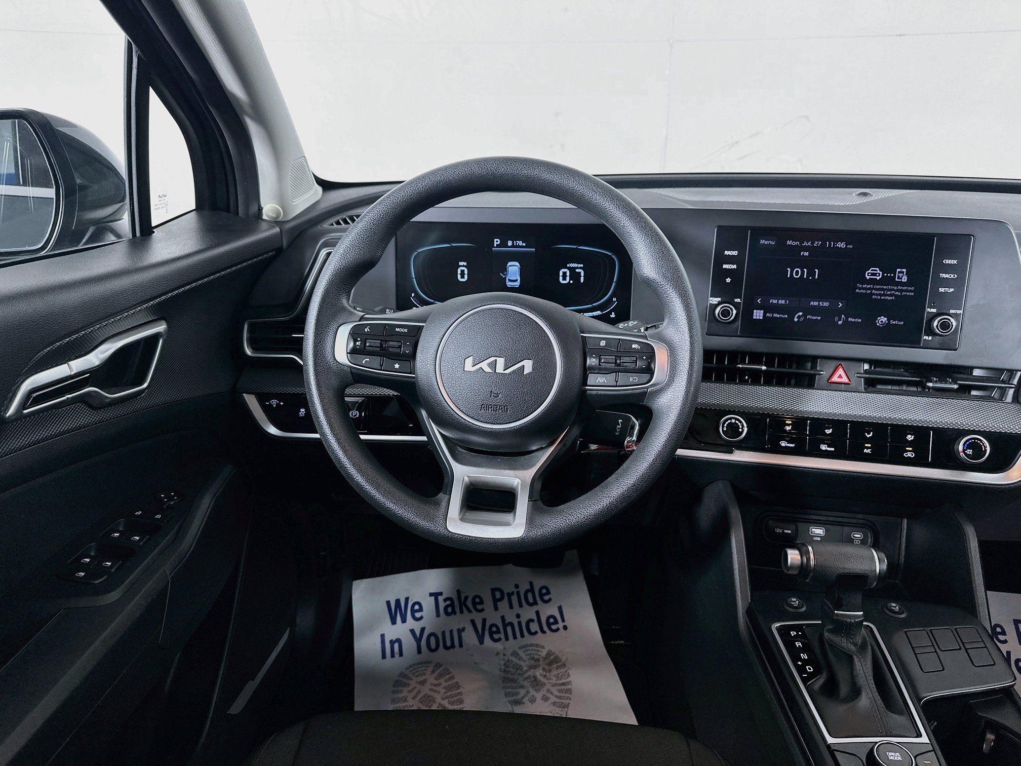 Used 2024 Kia Sportage LX FWD image 20
