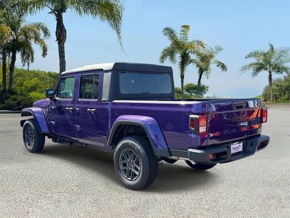 New 2026 Jeep Gladiator Sport