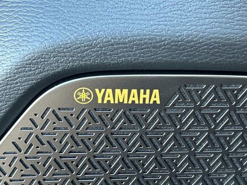 Used 2025 Mitsubishi Outlander SE image 24