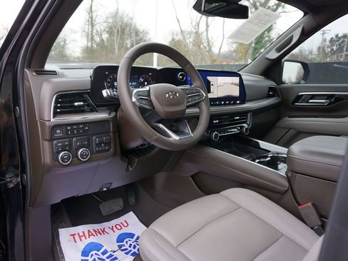 Used 2025 Chevrolet Tahoe Z71 w/ Z71 Off-Road Package image 10