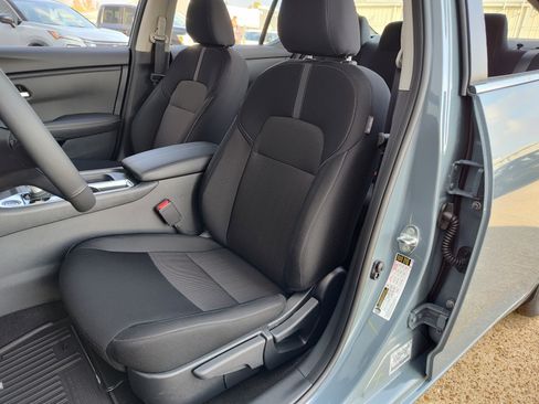 New 2025 Nissan Sentra SV w/ All-Weather Package image 6