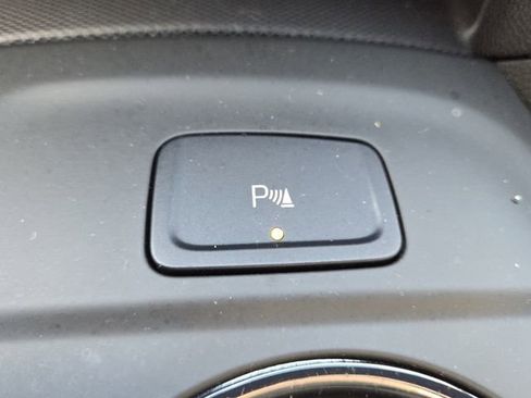 Certified 2023 Chevrolet Equinox RS image 8