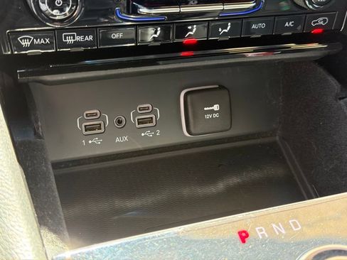 Used 2021 Jeep Grand Cherokee L Summit w/ Advanced Protech Group IV AWD/4WD image 21