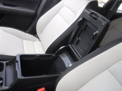 Used 2024 Honda CR-V EX image 17