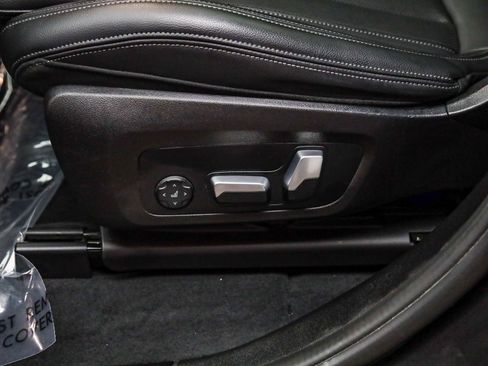 Certified 2023 BMW X4 M40i w/ Premium Package image 21