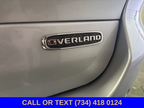 Used 2023 Jeep Grand Cherokee L Overland AWD/4WD image 9