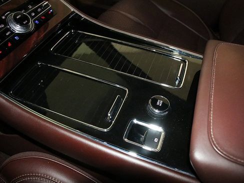 Used 2023 Lincoln Aviator Black Label w/ Class IV Trailer Tow Package image 24