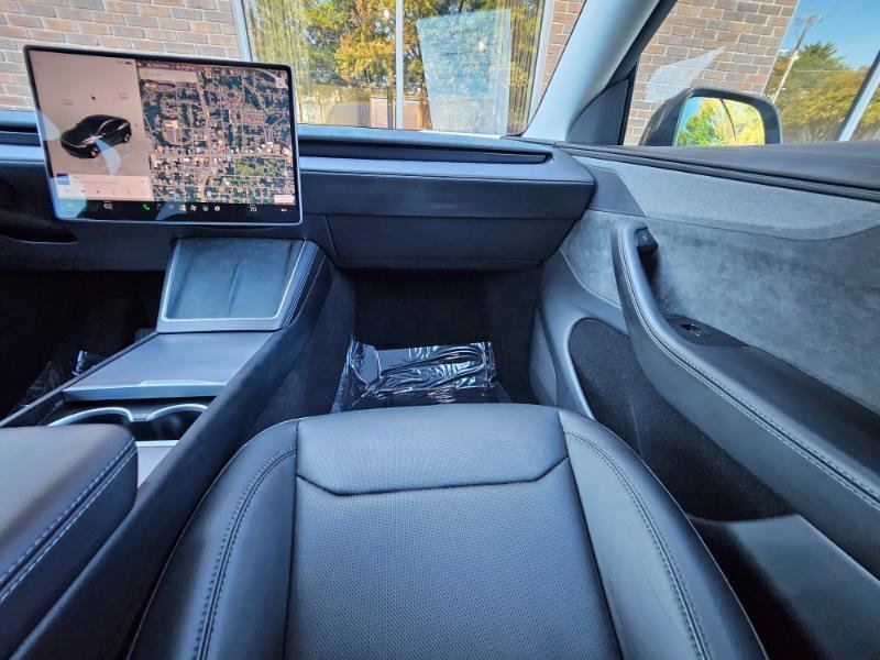 Used 2026 Tesla Model Y Long Range AWD/4WD image 61