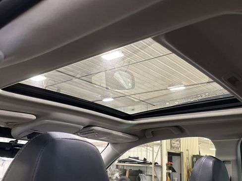 Used 2022 Subaru Forester Limited w/ Popular Package #2 image 18