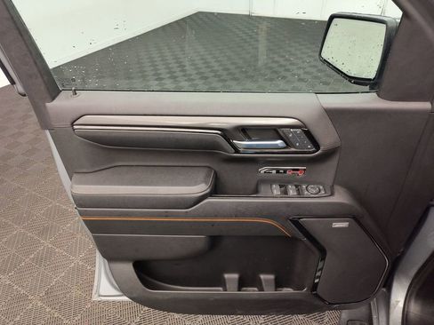 Used 2023 GMC Sierra 1500 AT4 w/ Technology Package image 10