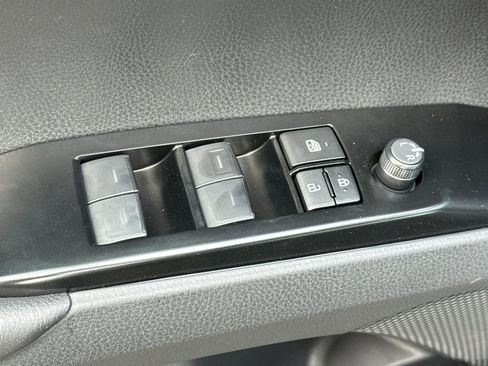 New 2026 Toyota Camry Hybrid image 12