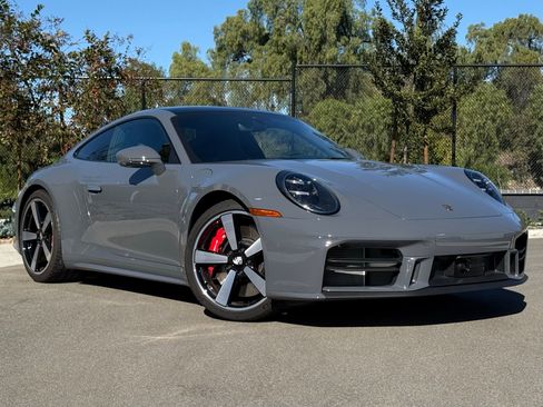 Used 2025 Porsche 911 Carrera S image 9