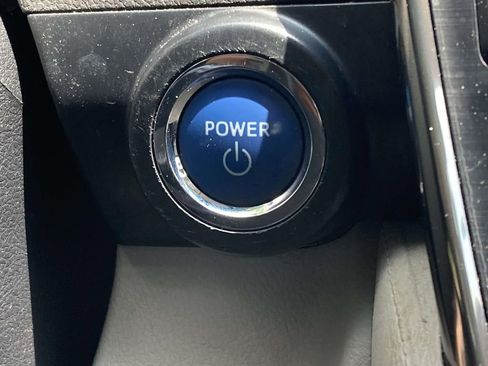 Used 2012 Toyota Camry XLE w/ Leather Pkg FWD image 17