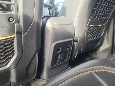 Certified 2024 Ford Bronco Badlands w/ Sasquatch Package image 31